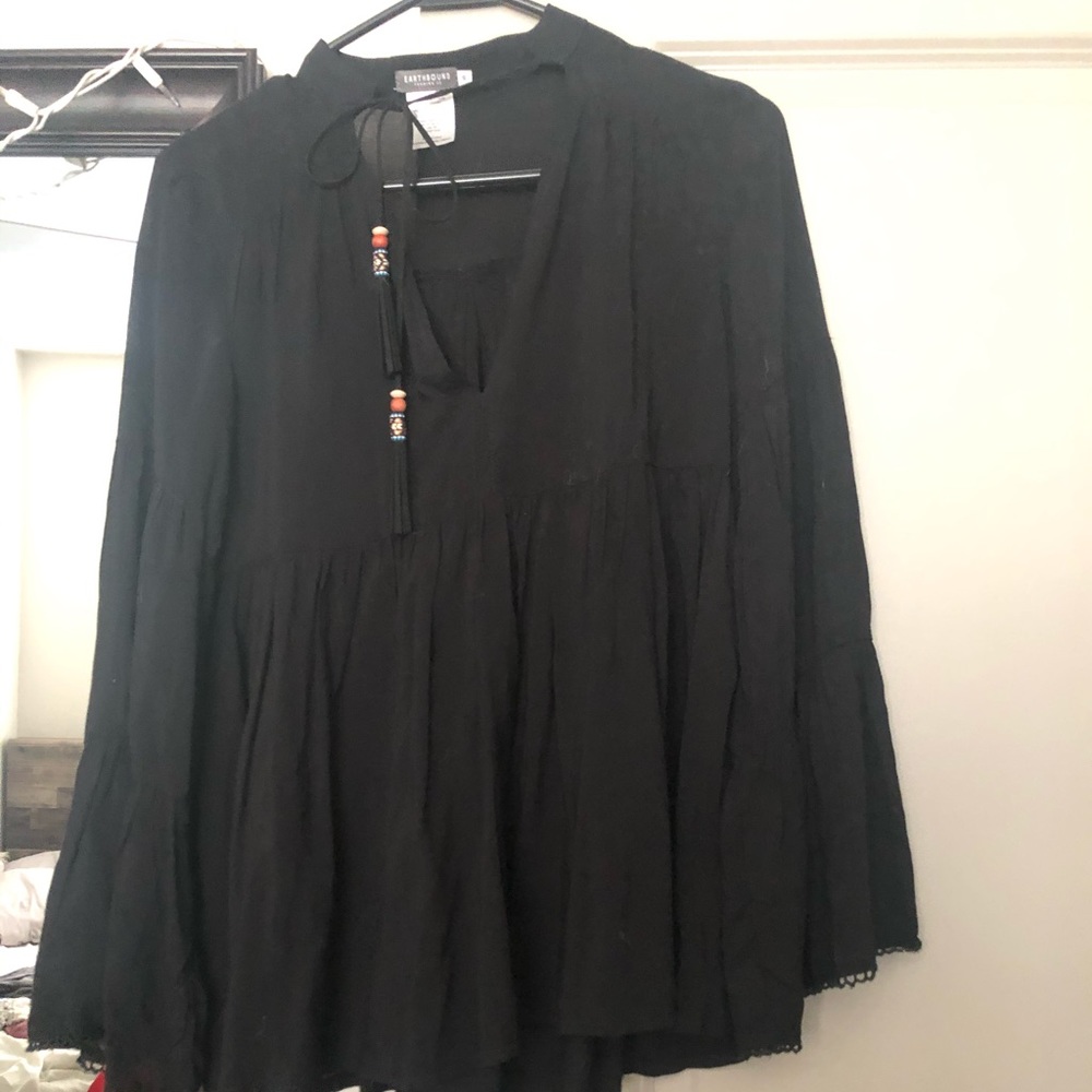 Black long sleeve blouse